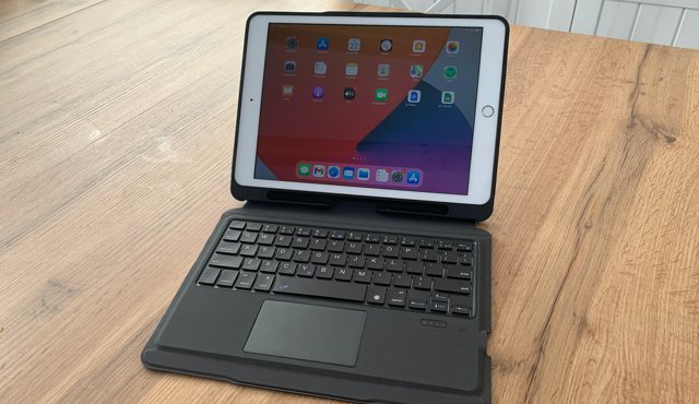 iPad s klávesnicí